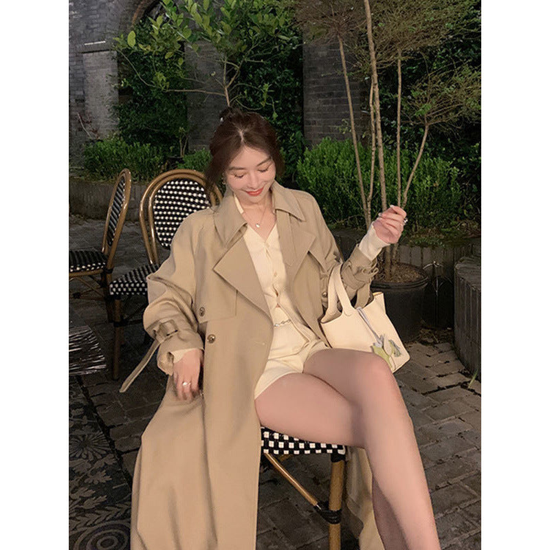 Manteau trench femme : chic et intemporel